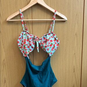 Tie-Front Cut Out One-Piece Swimsuit Size M - Great condition